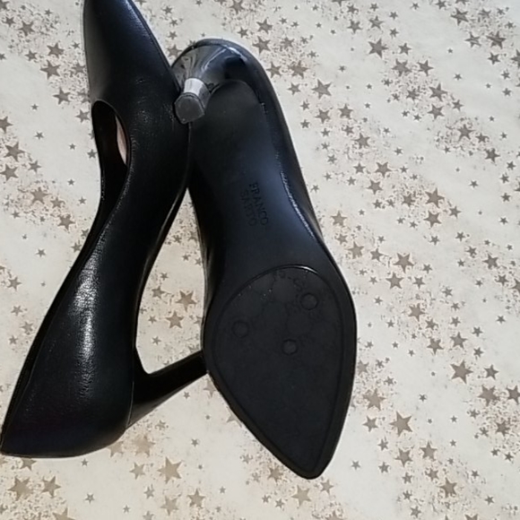 Black Franco Sarto Pumps - Picture 2 of 6